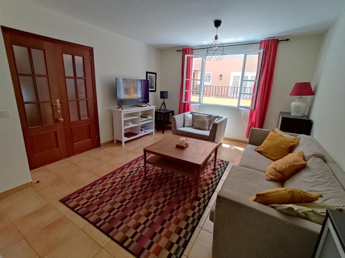 Cheerful 3 Bedroom Town House With Garage Tegueste ภายนอก รูปภาพ